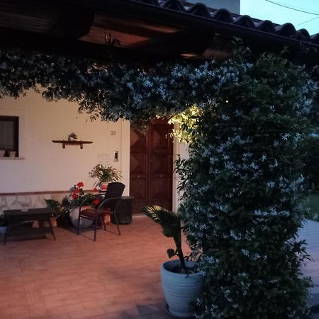 B&B Il Tiglio Padula Exterior foto
